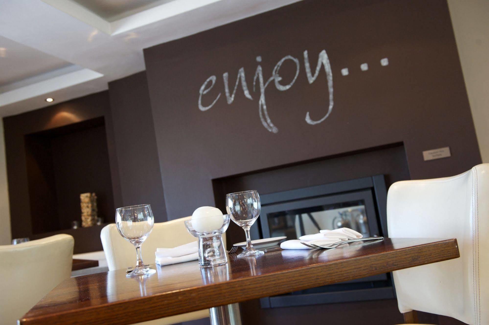 Clough Manor Hotell Denshaw Exteriör bild